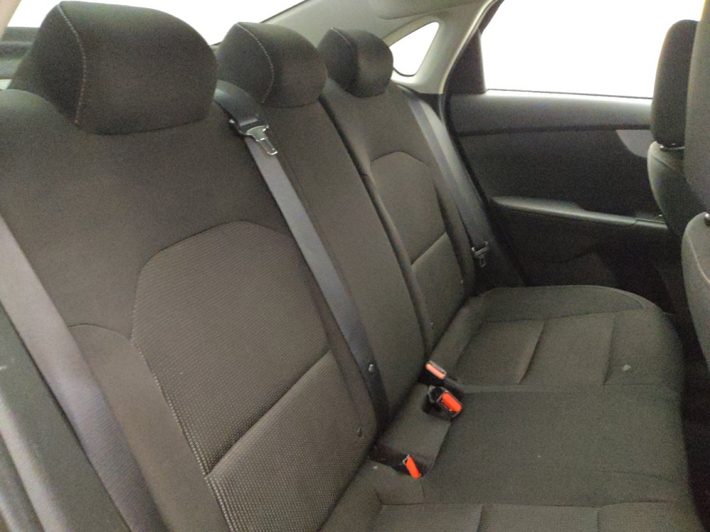 Used 2021 Kia Forte LXS FWD image 19