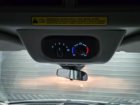 Used 2018 Ford Transit 350 XLT image 17