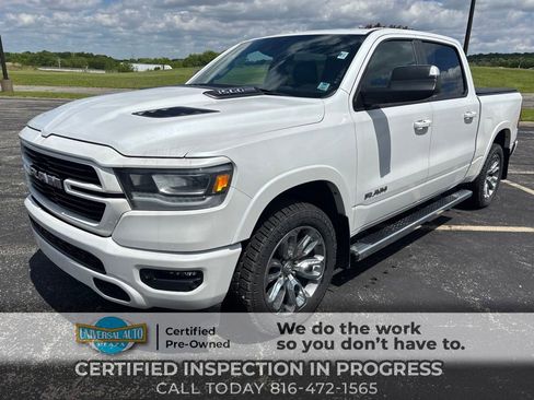 Used 2022 RAM 1500 Laramie AWD/4WD image 1