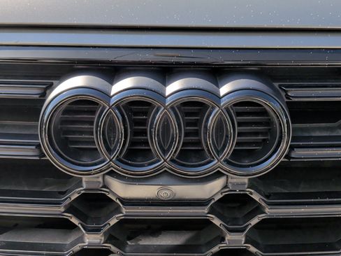 Certified 2024 Audi Q5 2.0T Premium Plus w/ Premium Plus Package image 14