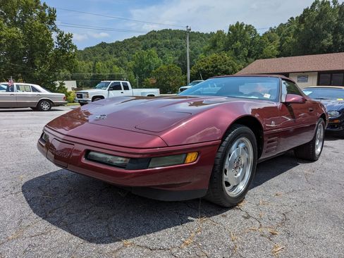 Used 1993 Chevrolet Corvette Convertible image 2