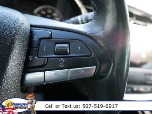 Used 2020 Cadillac XT4 Premium Luxury image 25