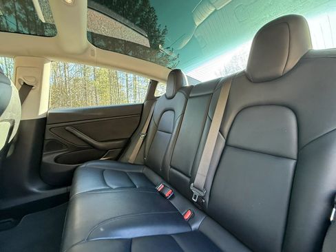 Used 2018 Tesla Model 3 Mid Range image 18