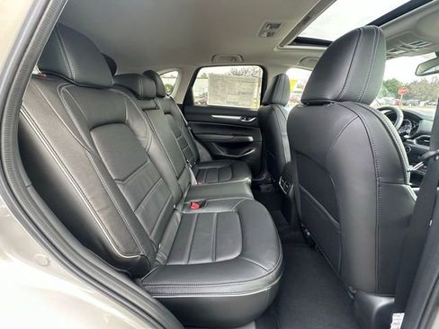 New 2025 MAZDA CX-5 AWD 2.5 S w/ Preferred Package image 30
