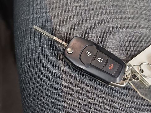 Used 2024 Ford F150 XLT w/ FX4 Off-Road Package image 36