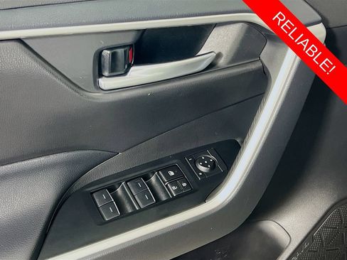 Used 2023 Toyota RAV4 XLE w/ Convenience Package FWD image 17