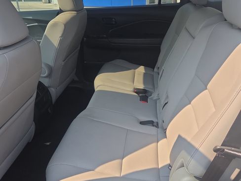 Used 2022 Honda Passport EX-L image 13