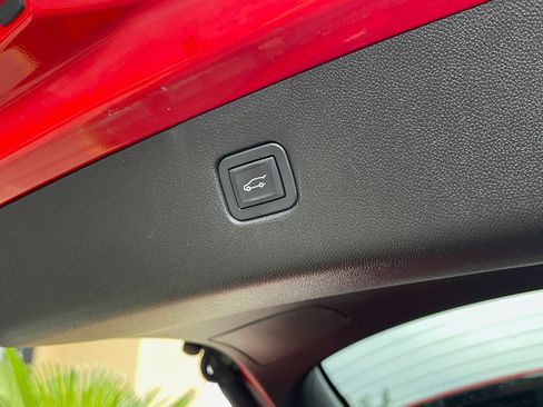 Used 2019 Chevrolet Blazer RS image 23