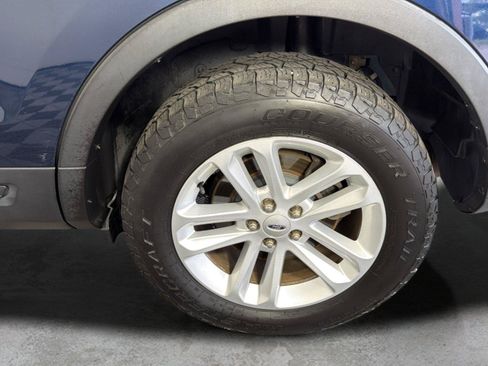 Used 2017 Ford Explorer 4WD image 9