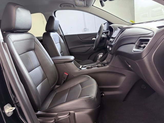 Used 2023 Chevrolet Equinox Premier AWD/4WD image 24