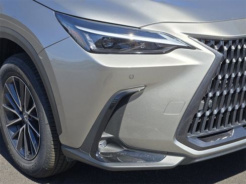 Used 2024 Lexus NX 350 AWD image 9