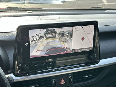 Used 2024 Kia Forte GT-Line w/ GT-Line Premium Package image 17