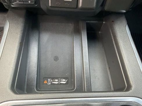 Used 2019 GMC Sierra 1500 SLT w/ SLT Premium Plus Package AWD/4WD image 20