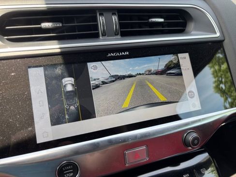 New 2024 Jaguar I-PACE R-Dynamic HSE image 17