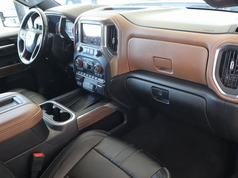 Used 2022 Chevrolet Silverado 2500 High Country image 55