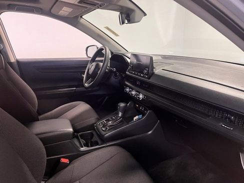 Used 2025 Honda CR-V EX image 11
