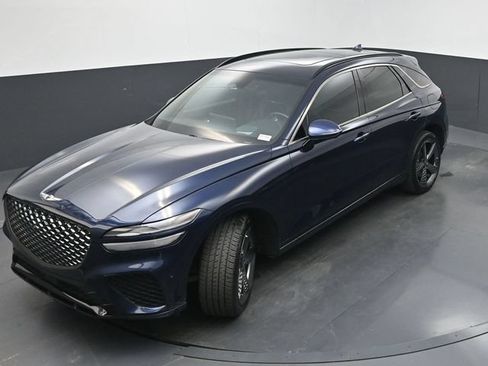 Used 2022 Genesis GV70 3.5T Sport w/ Sport Prestige Package AWD/4WD image 42