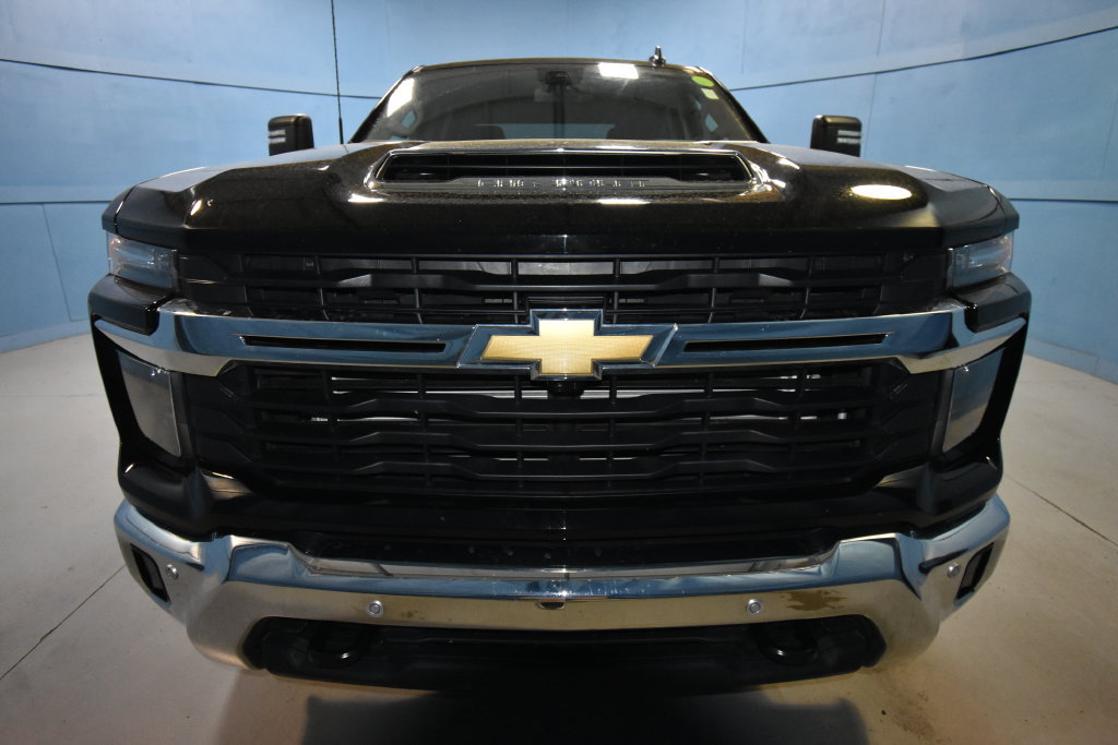 Used 2025 Chevrolet Silverado 2500 LT AWD/4WD image 21