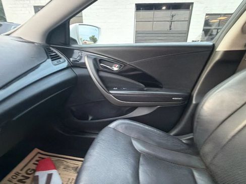 Used 2017 Hyundai Azera FWD image 39
