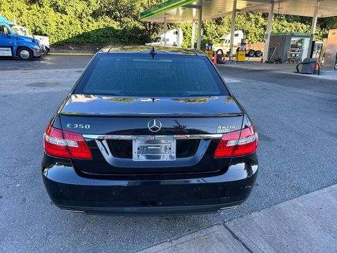 Used 2011 Mercedes-Benz E 350 4MATIC Sedan image 5