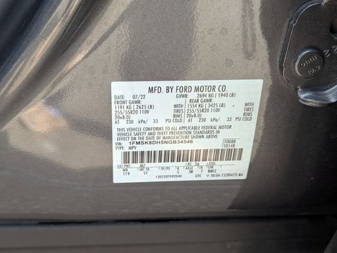 Used 2022 Ford Explorer XLT w/ Equipment Group 202A image 36