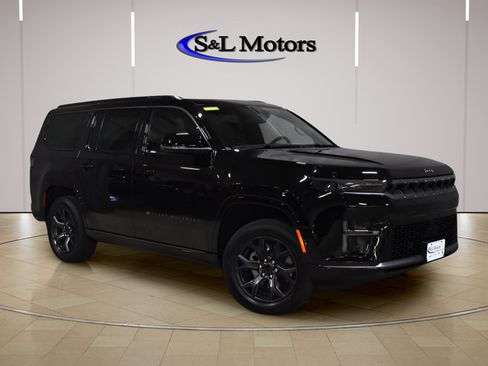 New 2026 Jeep Grand Wagoneer Limited w/ Premium Group II AWD/4WD image 1