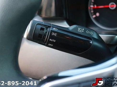 Certified 2023 Kia Sorento LX AWD/4WD image 26