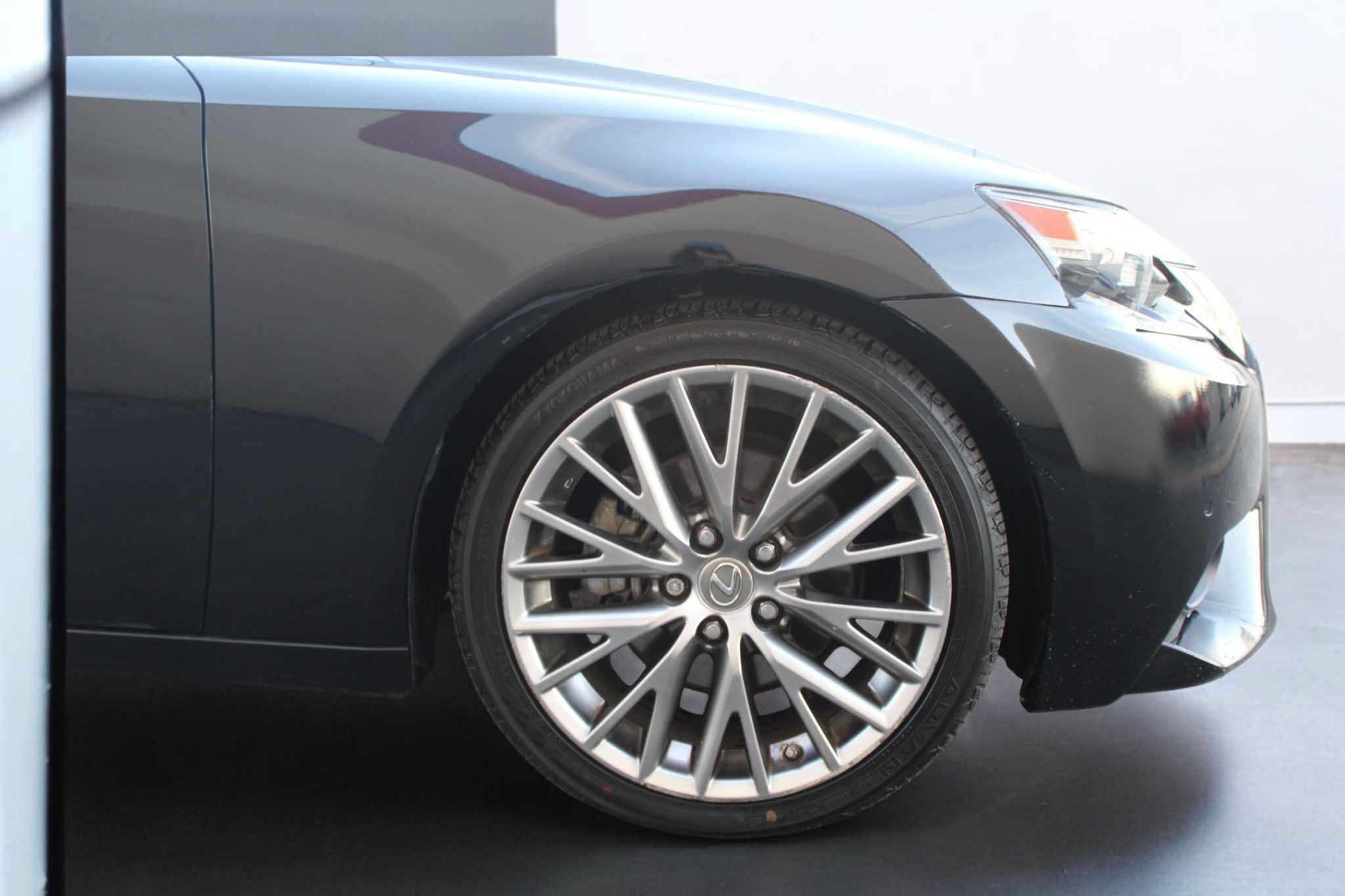 Used 2015 Lexus IS 250 w/ Navigation System Package RWD image 13