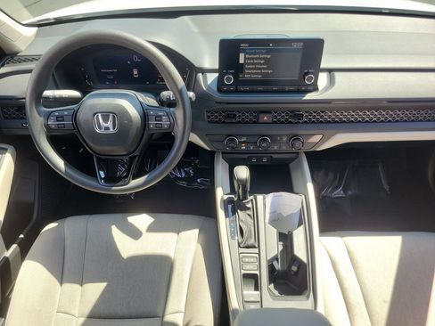 Certified 2025 Honda Accord LX image 10