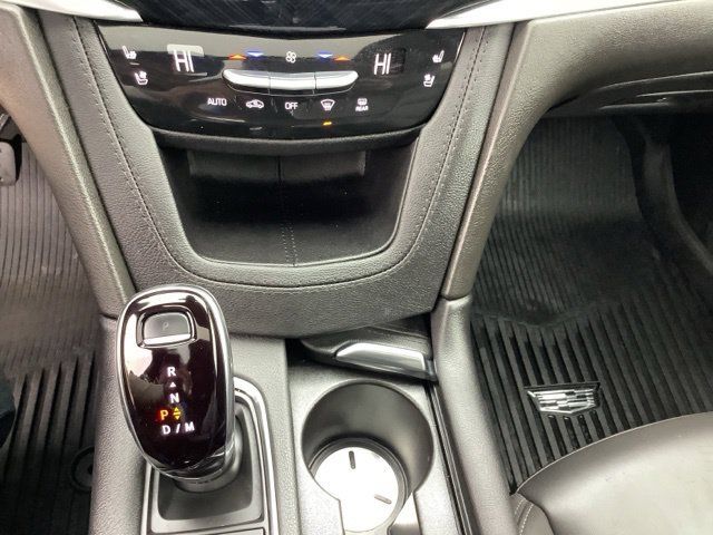 Used 2024 Cadillac XT6 Premium Luxury w/ LPO, Floor Liner Package AWD/4WD image 33