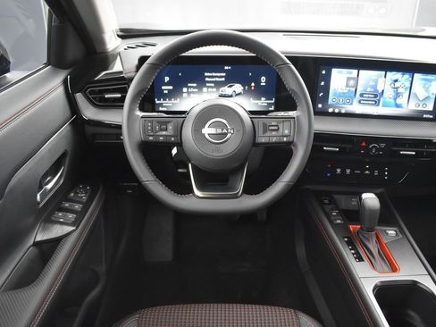 New 2026 Nissan Kicks SR w/ Illumination Package image 14