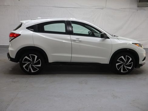 Used 2020 Honda HR-V Sport image 8