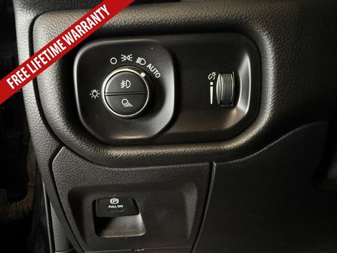 Used 2021 RAM 1500 Big Horn AWD/4WD image 31
