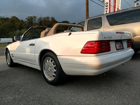 Used 1997 Mercedes-Benz SL 320 image 6