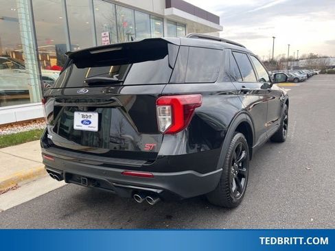 Used 2022 Ford Explorer ST w/ Equipment Group 401A image 8