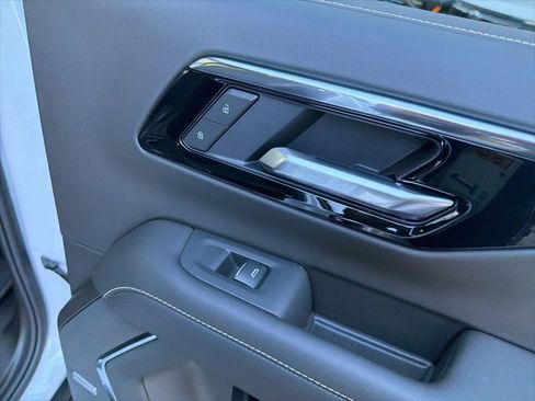 New 2026 Chevrolet Suburban Premier w/ Sun And Tow Package image 47