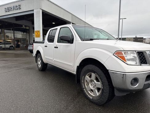 Used 2007 Nissan Frontier SE w/ SE Value Truck Pkg image 4