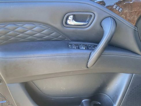 Used 2019 INFINITI QX80 Luxe w/ 22" Wheel Package image 17