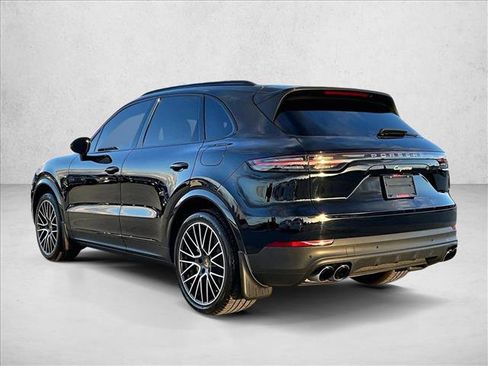 Used 2020 Porsche Cayenne E-Hybrid image 13