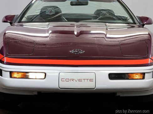 Used 1995 Chevrolet Corvette Convertible RWD image 10