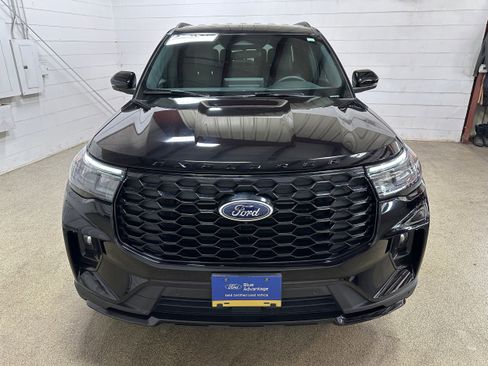 Certified 2025 Ford Explorer ST-Line image 27