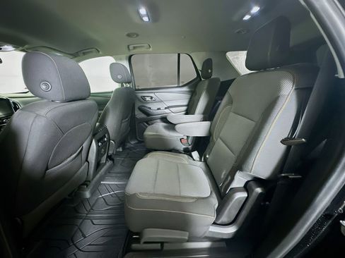 Used 2018 Chevrolet Traverse LT FWD image 28