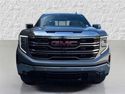 Used 2024 GMC Sierra 1500 SLT image 8