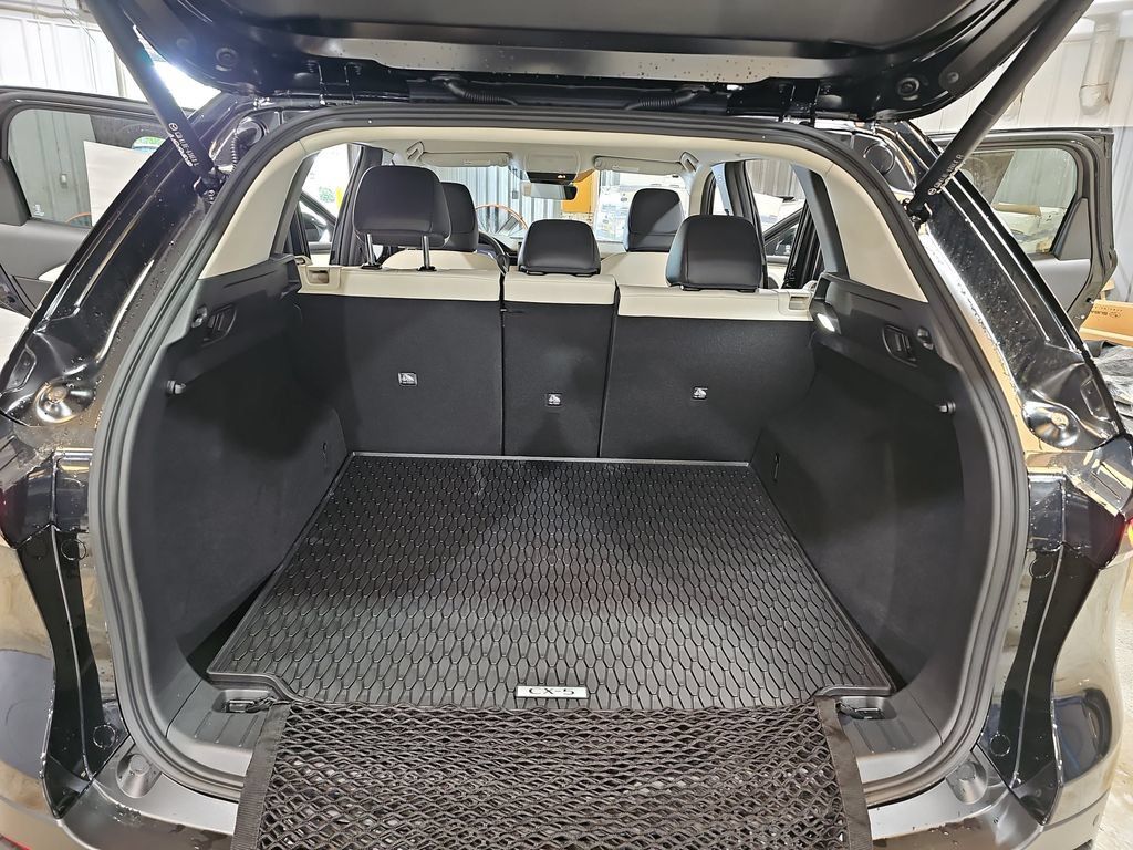 New 2026 MAZDA CX-5 Preferred AWD/4WD image 13