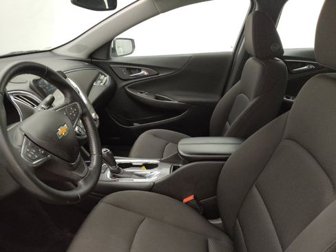 Used 2018 Chevrolet Malibu LT w/ Driver Confidence Package FWD image 17
