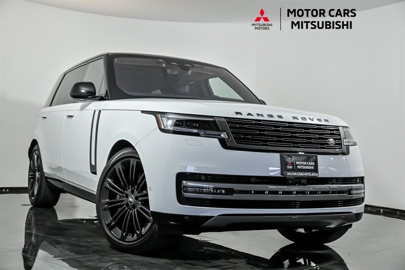 Used 2022 Land Rover Range Rover Long Wheelbase SE AWD/4WD image 1