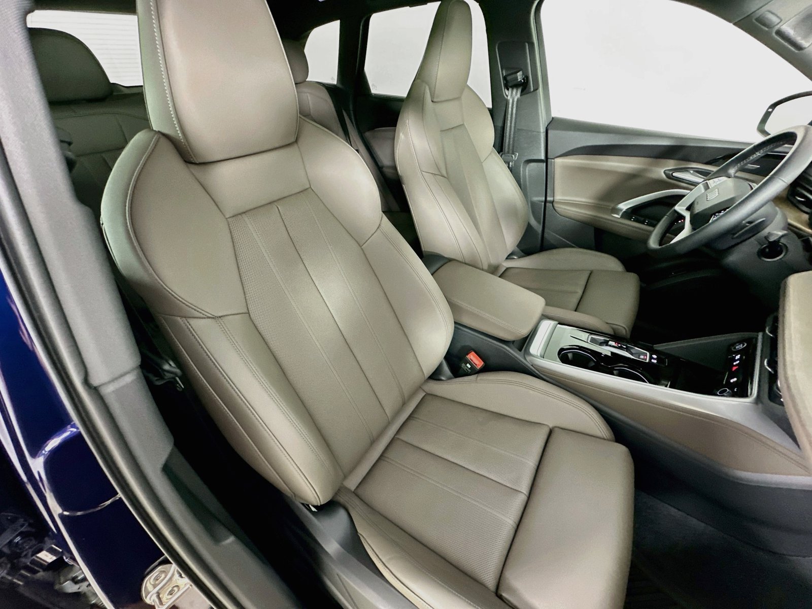 Certified 2025 Audi Q5 Premium Plus AWD/4WD image 44