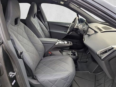 Used 2025 BMW iX M60 image 23