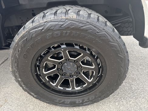 Used 2021 Ford F250 Lariat image 18