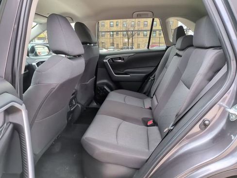 Used 2025 Toyota RAV4 XLE image 10